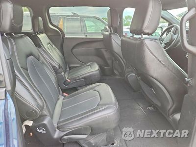 Zdjęcie 11 z 14 samochodu: 2024 CHRYSLER PACIFICA TOURING L VIN:2C4RC1BG2RR202422 - miniatura