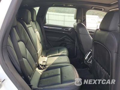 Zdjęcie 11 z 13 samochodu: 2013 PORSCHE CAYENNE VIN:WP1AF2A22DLA40114 - miniatura