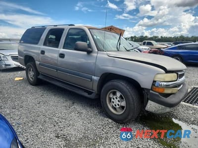 Czwarte zdjęcie samochodu z boku: 2003 CHEVROLET SUBURBAN C1500 VIN:1GNEC16Z33J202863 - miniatura
