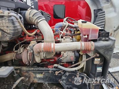 Zdjęcie 10 z 13 samochodu: 2014 KENWORTH CONSTRUCTION T680 VIN:1XKYA48X1EJ402978 - miniatura