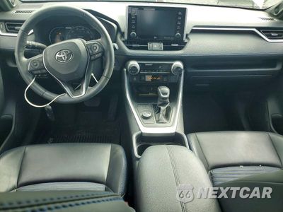 Zdjęcie 8 z 13 samochodu: 2019 TOYOTA RAV4 XSE VIN:JTMEWRFV4KJ004187 - miniatura