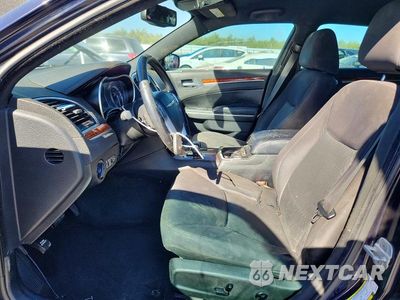 Zdjęcie 7 z 12 samochodu: 2012 CHRYSLER 300 VIN:2C3CCAAG0CH272932 - miniatura