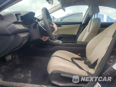 Zdjęcie 7 z 12 samochodu: 2016 HONDA CIVIC LX VIN:19XFC2F5XGE023383 - miniatura