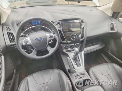 Zdjęcie 8 z 12 samochodu: 2014 FORD FOCUS SE VIN:1FADP3F26EL252404 - miniatura