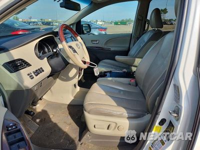 Zdjęcie 7 z 13 samochodu: 2011 TOYOTA SIENNA LIMITED 7-PASSENGER VIN:5TDDK3DC1BS029766 - miniatura