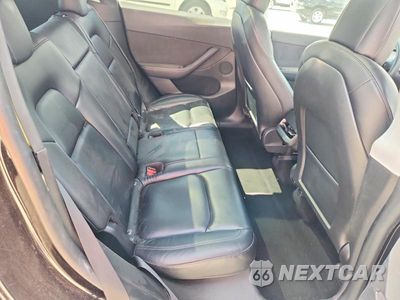 Zdjęcie 10 z 13 samochodu: 2021 TESLA MODEL Y VIN:5YJYGDEE6MF270187 - miniatura