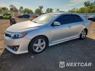 2014 TOYOTA CAMRY SE 4T1BF1FK5EU423710 - główne zdjęcie licytacji z USA - miniatura