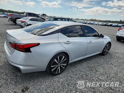 Trzecie zdjęcie samochodu z tyłu: 2020 NISSAN ALTIMA SR VIN:1N4BL4CV4LC233001 - miniatura