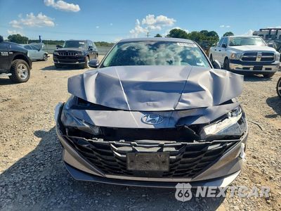Piąte zdjęcie samochodu w środku: 2023 HYUNDAI ELANTRA SEL VIN:KMHLS4AG7PU521189 - miniatura