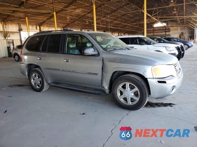 Czwarte zdjęcie samochodu z boku: 2007 GMC ENVOY VIN:1GKDT13S372111785 - miniatura