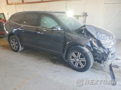 Czwarte zdjęcie samochodu z boku: 2016 CHEVROLET TRAVERSE LT VIN:1GNKVHKD1GJ204861 - miniatura