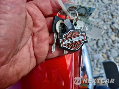 Zdjęcie 8 z 9 samochodu: 2014 HARLEY-DAVIDSON XL1200 T VIN:1HD1LL322EC437139 - miniatura