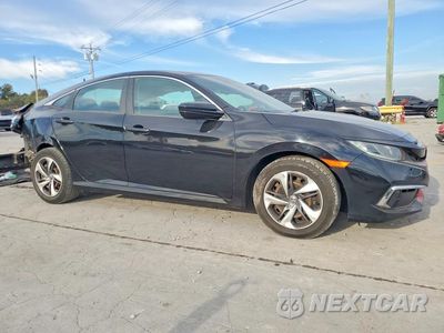 Czwarte zdjęcie samochodu z boku: 2019 HONDA CIVIC LX VIN:19XFC2F61KE023130 - miniatura