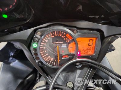 Zdjęcie 7 z 10 samochodu: 2006 SUZUKI GSX-R1000 VIN:JS1GT76A462115772 - miniatura