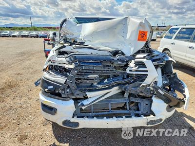 Piąte zdjęcie samochodu w środku: 2019 RAM 1500 BIG HORN/LONE STAR VIN:1C6SRFFT3KN732445 - miniatura