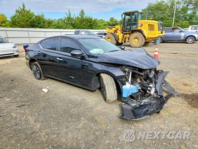 Czwarte zdjęcie samochodu z boku: 2025 NISSAN ALTIMA SV VIN:1N4BL4DV0SN328821 - miniatura