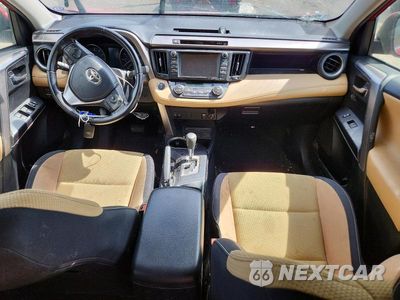 Zdjęcie 8 z 12 samochodu: 2017 TOYOTA RAV4 XLE VIN:JTMRFREV5HJ108022 - miniatura