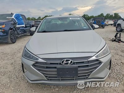 Piąte zdjęcie samochodu w środku: 2020 HYUNDAI ELANTRA SE VIN:5NPD74LF4LH525610 - miniatura