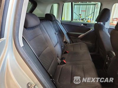 Zdjęcie 11 z 13 samochodu: 2009 VOLKSWAGEN TIGUAN SE VIN:WVGBV75NX9W525208 - miniatura