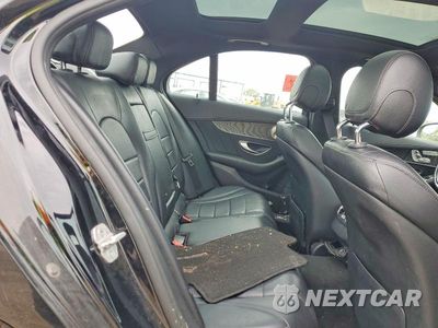 Zdjęcie 10 z 12 samochodu: 2016 MERCEDES-BENZ C 300 4MATIC VIN:55SWF4KBXGU098995 - miniatura