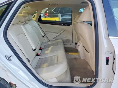 Zdjęcie 10 z 13 samochodu: 2012 VOLKSWAGEN PASSAT SEL VIN:1VWCP7A32CC036296 - miniatura