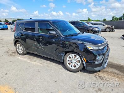 Czwarte zdjęcie samochodu z boku: 2020 KIA SOUL LX VIN:KNDJ23AU9L7007199 - miniatura
