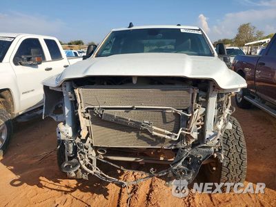 Piąte zdjęcie samochodu w środku: 2024 RAM 2500 BIG HORN VIN:3C6UR5DL7RG227338 - miniatura