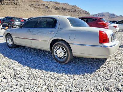 Drugie zdjęcie samochodu z przodu: 2007 LINCOLN TOWN CAR SIGNATURE VIN:1LNHM81W37Y611477 - miniatura