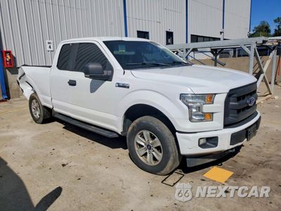 Czwarte zdjęcie samochodu z boku: 2017 FORD F150 SUPER CAB VIN:1FTEX1EP3HKC49650 - miniatura