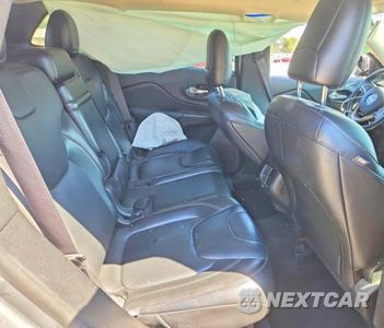 Zdjęcie 11 z 14 samochodu: 2017 JEEP CHEROKEE LIMITED VIN:1C4PJMDB7HW518727 - miniatura