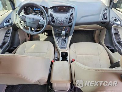 Zdjęcie 8 z 12 samochodu: 2017 FORD FOCUS SE VIN:1FADP3K25HL242120 - miniatura