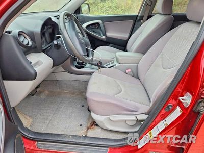 Zdjęcie 7 z 13 samochodu: 2007 TOYOTA RAV4 BASE VIN:JTMBD33V875124178 - miniatura