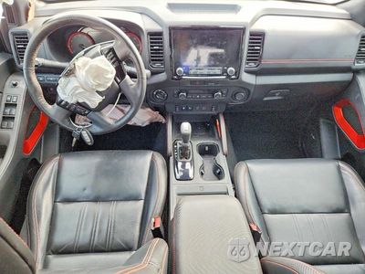 Zdjęcie 8 z 12 samochodu: 2023 NISSAN FRONTIER PRO-4X VIN:1N6ED1EK8PN604237 - miniatura