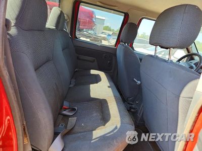 Zdjęcie 10 z 12 samochodu: 2004 NISSAN FRONTIER XE-V6 VIN:1N6ED29X84C432519 - miniatura