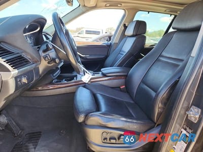 Zdjęcie 7 z 13 samochodu: 2013 BMW X5 XDRIVE35I VIN:5UXZV4C53D0B02536 - miniatura