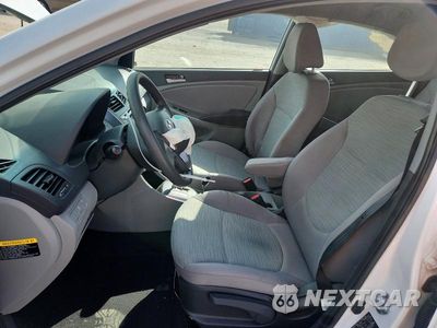 Zdjęcie 7 z 12 samochodu: 2016 HYUNDAI ACCENT SE VIN:KMHCT4AE3GU129869 - miniatura