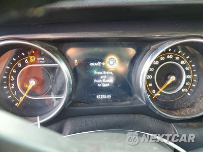 Zdjęcie 9 z 14 samochodu: 2021 JEEP GLADIATOR SPORT VIN:1C6HJTAG2ML592476 - miniatura