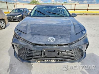 Piąte zdjęcie samochodu w środku: 2026 TOYOTA CAMRY LE VIN:4T1DAACK4TU348345 - miniatura