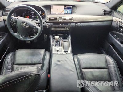 Zdjęcie 8 z 12 samochodu: 2014 LEXUS LS 460 VIN:JTHBL5EF1E5126614 - miniatura