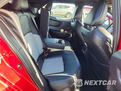 Zdjęcie 10 z 12 samochodu: 2025 TOYOTA COROLLA XSE VIN:JTNC4MBE0S3244164 - miniatura