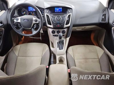 Zdjęcie 8 z 12 samochodu: 2013 FORD FOCUS SE VIN:1FADP3F26DL195281 - miniatura