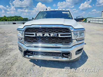 Piąte zdjęcie samochodu w środku: 2020 RAM 2500 TRADESMAN VIN:3C6UR5CL4LG123835 - miniatura