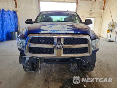 Piąte zdjęcie samochodu w środku: 2018 RAM 2500 ST VIN:3C6UR5CJ1JG145156 - miniatura