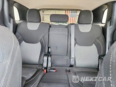 Zdjęcie 10 z 13 samochodu: 2018 JEEP CHEROKEE LATITUDE VIN:1C4PJMCX1JD546506 - miniatura