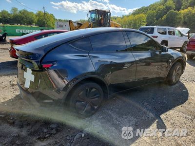 Trzecie zdjęcie samochodu z tyłu: 2026 TESLA MODEL Y VIN:7SAYGDEE3TF446596 - miniatura