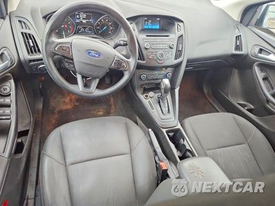 Zdjęcie 8 z 12 samochodu: 2016 FORD FOCUS SE VIN:1FADP3F29GL251069 - miniatura
