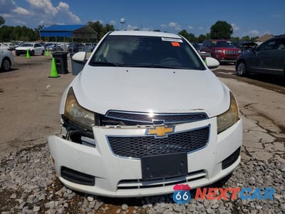 Piąte zdjęcie samochodu w środku: 2014 CHEVROLET CRUZE VIN:1G1P75SZ9E7100947 - miniatura