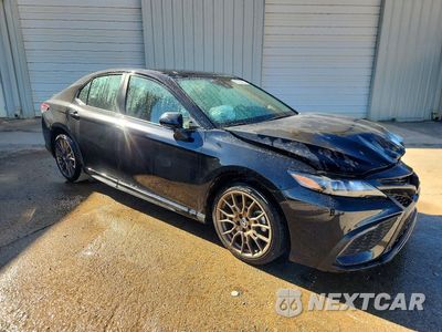 Czwarte zdjęcie samochodu z boku: 2023 TOYOTA CAMRY HYBRID SE NIGHTSHADE VIN:4T1G31AK0PU057857 - miniatura