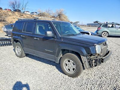 Czwarte zdjęcie samochodu z boku: 2015 JEEP PATRIOT SPORT VIN:1C4NJRBB7FD232439 - miniatura