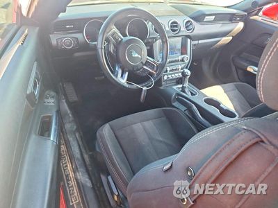 Zdjęcie 8 z 13 samochodu: 2019 FORD MUSTANG VIN:1FA6P8TH3K5132607 - miniatura